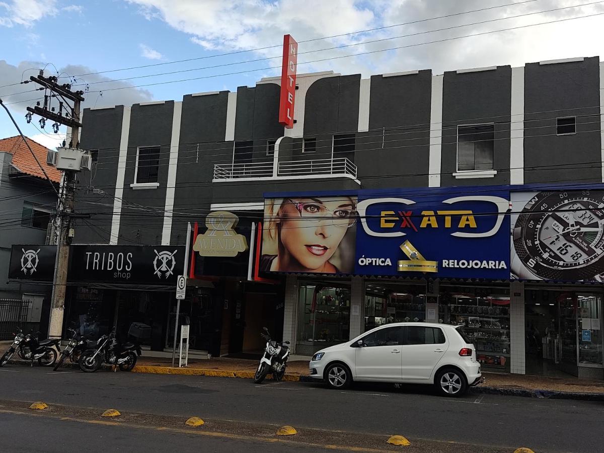 Hotel Avenida Tupa Bagian luar foto