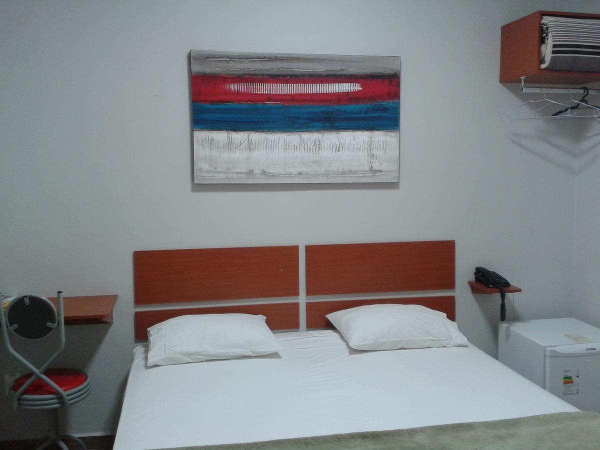 Hotel Avenida Tupa Bagian luar foto